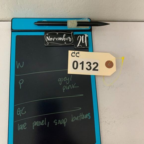 Cowgirl Legend Shirt Women L Large Gray Pink Lace Panel Plaid Pearl Snap Western - Picture 11 of 12